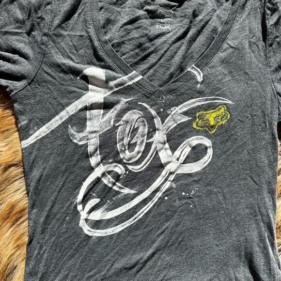 Fox Vintage Y2K Women’s Shirt - Picture 2 of 4